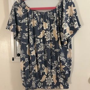 Girls flower top size 12-14